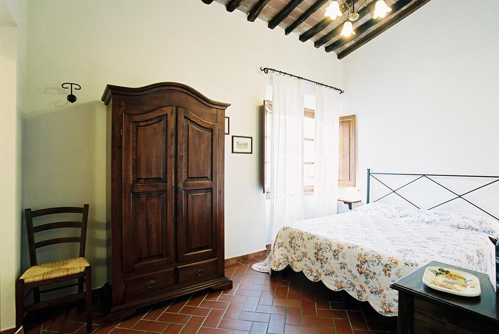 Camere Zimmer Rooms San Francesco Buti Exterior photo